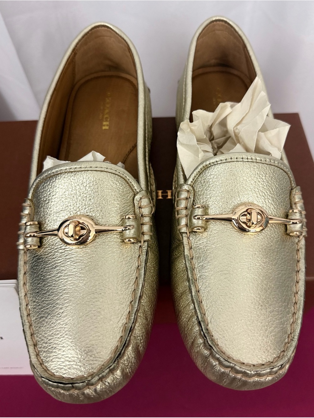 Coach Metallic Platinum Pebbled Leather Driving Moccasins with Bit Hardware 8.5M - Picture 4 of 13